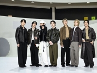 "BTS 월드투어에 400만 온다"…하이브, 지금이 진짜 매수 타이밍?[주末머니]