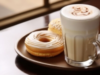 나를 '따르라'… 카페 시장 뒤집는 우유전쟁