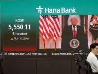 "무조건 휘발유 1ℓ 1600원 맞춰라"…중동 정세에 보조금 쏟는 日 