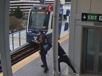 열차 들어오는 찰나 뒤에서 '퍽', 반복되는 밀침 사건에 美사회 '경악'