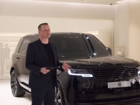 [언베일]'럭셔리, 블랙에 물들다' 레인지로버 'SV 블랙' 첫 선