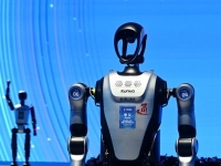 연봉 최대 272억…中 로봇 기업, 인재 쟁탈전 불붙였다