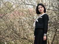 "등골 브레이커 교복값, 그냥 통일하자"…비용 부담에 '표준 교복' 도입하는 日