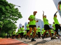 45세 이상 여성…잘먹고 많이 움직이면 우울증 위험 절반 '뚝'