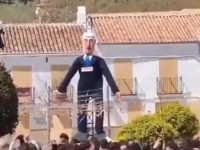 스페인 마을서 '네타냐후 인형' 펑…이스라엘 "반유대주의적 혐오" 규탄