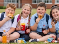 "살 찌는 음식 다 빼라" 심각한 아동 비만에 급식 손 보는 영국