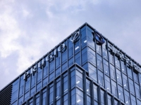 올해만 무려 521.7% 급등한 '이 주식'…확 오른 주가 '방점' 찍으려면[이주의 관.종]