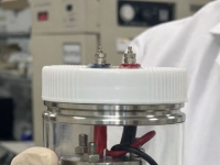 전고체 배터리 상용화 성큼…성능·안전 잡은 핵심 전해질 나왔다