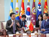 안규백 장관, 다이빙 대사 접견…한반도 평화 위한 중국 역할 당부