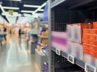 "신분증? 필요없어"…약물 오남용 부추기는 창고형 약국