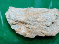 "해외보다 20배 많아" 1억450만t 한국에 묻혀있었다…영동서 등장한 '희귀광물'