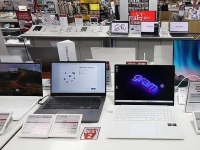 "최태원 회장 경고 현실로"…이미 100만원 올랐는데, 노트북값 더 오른다고?