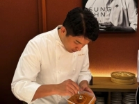 '1인 42만원' 식당서 '와인 바꿔치기' 논란…안성재 '모수' 결국 공식 사과