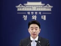 강훈식 비서실장 "5월 원유 도입량 작년 대비 87%…우려하지 않아도 돼"