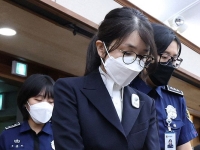 '김건희 빠진' 尹 선상파티 사건…경찰, 가담 여부 재수사