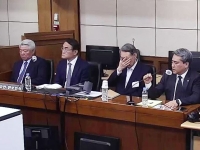 尹 '체포방해·국무회의 하자' 항소심 징역 7년…1심보다 2년 늘어