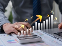 "이러다 코스피 폭락하면 어쩌지"…역대 최대 투자금 몰린 '목표전환형 펀드'[재테크풍향계]