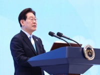 [폴폴뉴스]李대통령 지지율 59.5%…'8주만 50%대로'
