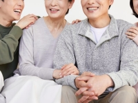 "얘야, 고맙긴 한데"…어버이날 원하는 선물 1위, 따로 있었다