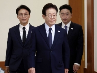 동참 압박하던 트럼프, 돌연 '프로젝트 프리덤' 중단…고심 커진 靑