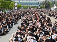 "중국인도 성과급 줘"…삼성전자·SK하이닉스 中공장도 보너스 확대 요구 확산 