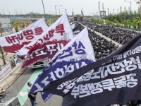 연차 내고 프로필에 '파업', "삼성 망한 듯"… 내부 분위기 흉흉