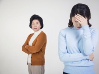 30년 넘게 가족으로 지냈는데…남편 죽자마자 내쳐진 며느리