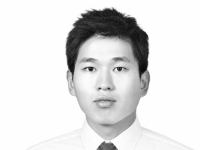 [초동시각]'연두색 번호판'도 못 막은 '회사 찬스' 슈퍼카