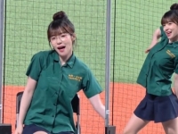"문화 소비"vs "단순 의상" 이다혜 '명문여고 교복' 공연에 대만 발칵