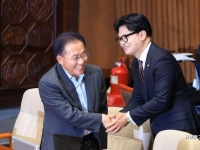 한동훈 '1호 법안' 내놨다…"중앙선관위도 감사 시행해야"