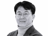[초동시각] 청와대가 띄운 '초과세수' 논의 이어가야