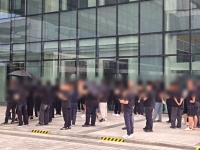 "성과급 부족해" 삼성 직원들 '검은 옷' 출근 투쟁…노노갈등 지속