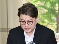 '음주 뺑소니' 김호중, 가석방 앞두고 "잘못은 뼈에 새기고 노래"