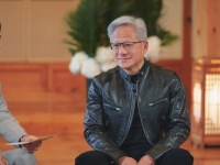 젠슨 황의 가죽재킷 경매에 나온다…낙찰가 '9천만원' 예상