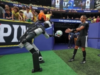 현대차, 월드컵 무대에 '아틀라스' 세웠다로보틱스 경쟁력 과시