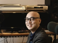 "5·18 유족인 내가 일베?"…배재고 근조 화환 비판한 하림 "코미디"
