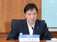 증시 급락·레버리지 ETF 논란 속…금감원장, 다음 주 '불편한 여름휴가'