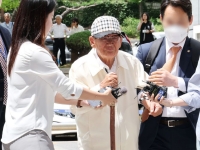 '국힘 당원 가입 강요' 이만희 총회장 등 신천지간부 8명 기소