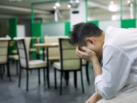 골목 소상공인 10명 중 6명 "하반기 경기 더 악화"