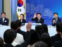 李대통령 부동산 정책 평가 급락…'부동산 정책 잘한다' 3월 51%→ 7월 26%[폴폴뉴스]