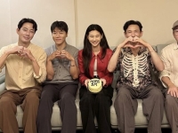"평점 10점 아니면 1점? 그래서 많이 봤나"…'역대급 호불호' 호프, 관객수 300만명 돌파