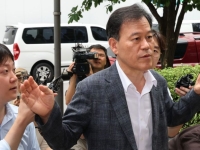 '관저 의혹' 윤한홍 의원 종합특검 피의자 조사 출석