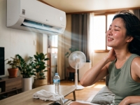 "너무 더워 에어컨 풀가동했는데…얼굴 마비되는 것 같아" 병원 달려간 여성의 최후