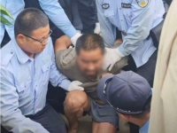 옥수수밭 숨어든 살인범에 "형님"…中 온라인 뒤덮은 동정론, 왜?