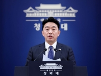 강훈식 "국감 반복 지적 확실히 개선해야…청와대부터 각별히 노력"