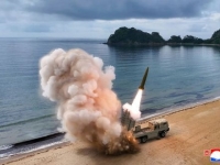 北,일주일새 또 무력도발…日 "발사체 EEZ 밖 낙하한 듯"