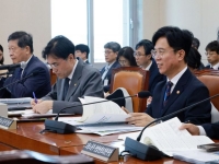 김영훈 장관 "주 52시간제 유연화 필요…무한정 예외는 안 돼"