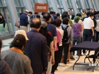 "한 달에 3300만원 드립니다"…60세 이상만 뽑는다는 '파격 채용' 어디