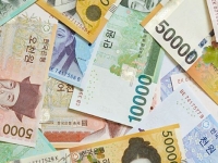 "혼인신고만 해도 1700만원 드립니다"…저출산에 파격 정책 내놓은 '이 나라'
