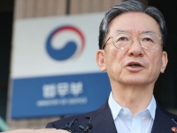 사표 제출한 정성호 법무장관 "국회에서 형소법 문제점 신속 수정"